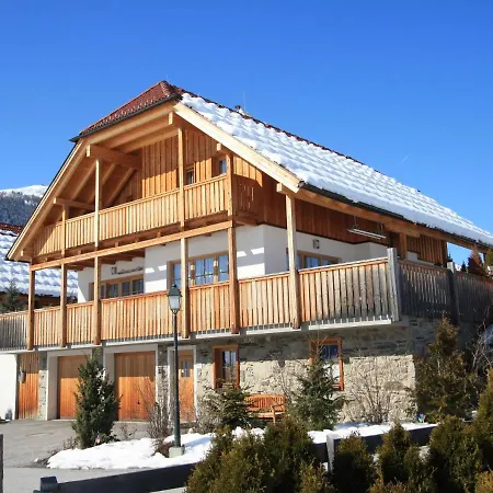 Chalet Chalet In Ski Area In Mauterndorf With Sauna